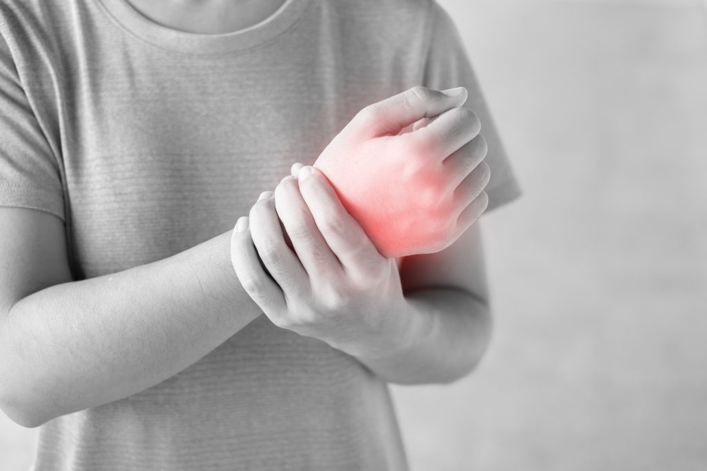 Inflamed hand.